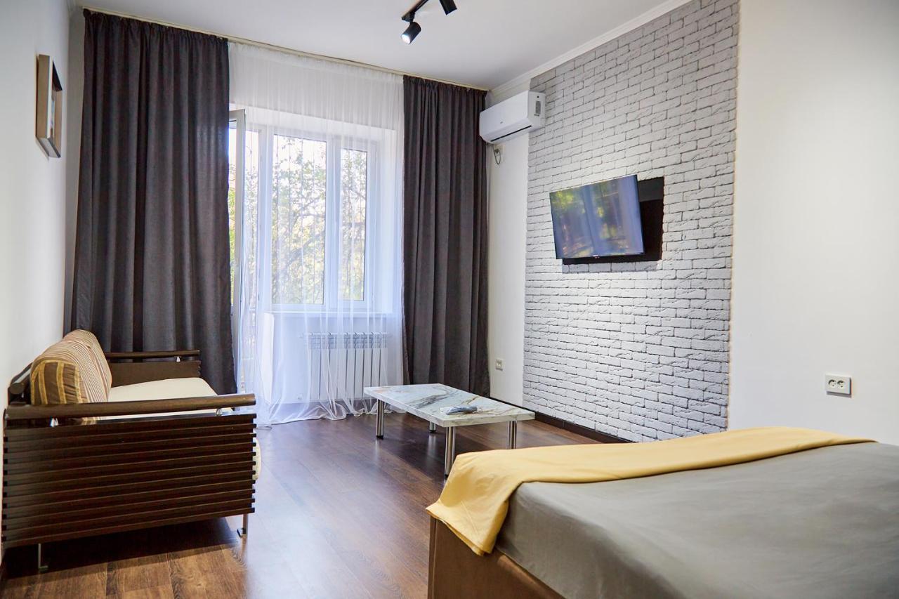 Апартаменты Центр Медеуский Район Almaty Exterior foto