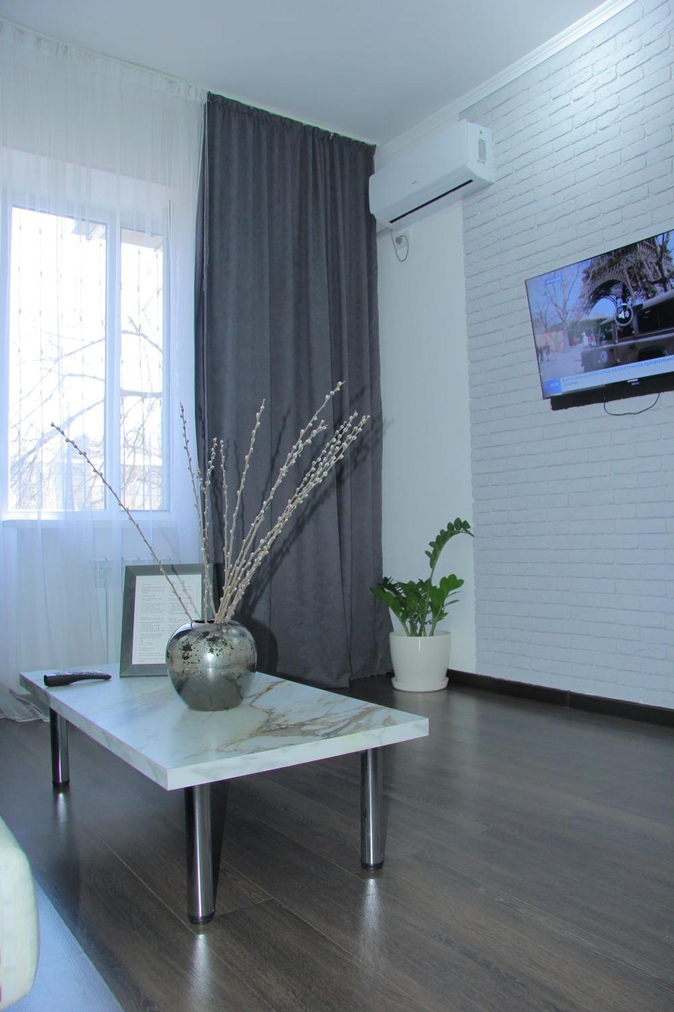 Апартаменты Центр Медеуский Район Almaty Exterior foto
